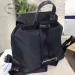 Prada-1BZ811 最新專櫃機器人黑色防水尼龍料銀色五金配件原裝十字紋配皮背包