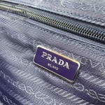 PRADA BZ002 戶外必備男女款深藍色原單尼龍降落傘面料雙肩包書包