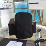 Prada-1N1860L 原單尼龍防水面料時尚潮流黑色相機包