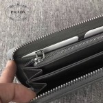 PRADA 2M1317-8 專櫃新配色175鋼印原單十字紋長款拉鏈錢包