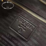 Prada-VA0826-3 黑色進口降落傘面料原廠錦綸裡布青古銅五金男士斜挎包