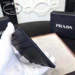 Prada-2MC223 原版十字紋進口小牛皮6卡位卡片夾卡包