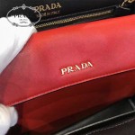 PRADA 1BA049B-4 專櫃新款原單黑拼紅十字紋手提單肩包風琴包