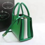 PRADA 1BA071-3 甜美淑女風綠色拼白原版十字紋迷你風琴包
