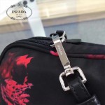 PRADA 1BN861 輕便實用原單玫瑰花降落傘面料手機包相機包