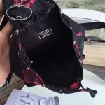 PRADA 1BH029 專櫃限量版玫瑰花防水尼龍配原版十字紋迷你雙肩包