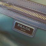 prada-VR0052 原單牛皮十字紋銀色五金內配牛皮雙拉鏈男士手拿包