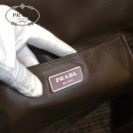 prada-1BG032 新款意大利進口小牛皮條紋拼色雙皮革手柄購物包