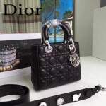 DIOR-0020-5 最新設計LADY四格黑色原版羊皮配三個徽章手提單肩包戴妃包