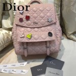 DIOR-0011 趣味百搭新款徽章裝飾粉色原版羊皮大號雙肩包書包