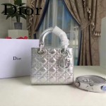 DIOR-0020-6 最新設計LADY四格銀色原版羊皮配三個徽章手提單肩包戴妃包