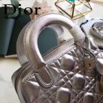 DIOR-0017 秋冬專櫃櫥窗款Lilybag銀色原版皮全拉鏈手提單肩包