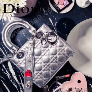 DIOR-0020-6 最新設計LADY四格銀色原版羊皮配三個徽章手提單肩包戴妃包