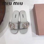 Miu Miu鞋子-002-3 繆繆專櫃爆款鑲嵌奧地利水鑽綢緞鞋面平底拖鞋