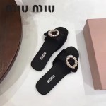 Miu Miu鞋子-002 繆繆專櫃爆款鑲嵌奧地利水鑽綢緞鞋面平底拖鞋