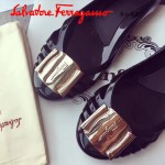 Ferragamo鞋子-001-4 菲拉格慕人氣經典款鞋面金屬扣配塑膠材質平底果凍鞋