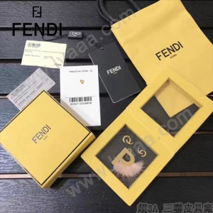 FENDI-024-17 專櫃新品ABCLICK系列原單P字母金屬搭配皮草掛飾可當首飾