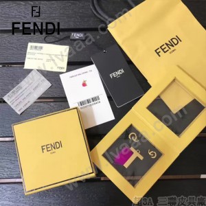 FENDI-024-13 專櫃新品ABCLICK系列原單T字母金屬搭配皮草掛飾可當首飾