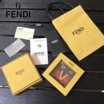 FENDI-024-7 專櫃新品ABCLICK系列原單V字母金屬搭配皮草掛飾可當首飾