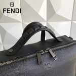 FENDI 2523-3 都市型男黑色原版牛皮手把鉚釘手提單肩包公文包