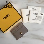 FENDI 0269-2 精緻小巧灰色原版牛皮金屬鉚釘6卡位卡片夾