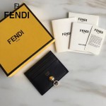 FENDI 0269 精緻小巧黑色原版牛皮金屬鉚釘6卡位卡片夾