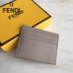 FENDI 0269-2 精緻小巧灰色原版牛皮金屬鉚釘6卡位卡片夾