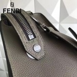 FENDI 2523 都市型男軍綠色原版牛皮手把鉚釘手提單肩包公文包