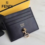 FENDI 0269 精緻小巧黑色原版牛皮金屬鉚釘6卡位卡片夾