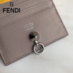 FENDI 0269-2 精緻小巧灰色原版牛皮金屬鉚釘6卡位卡片夾