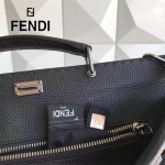 FENDI 8516-2 都市型男黑色原版牛皮手工縫線鉚釘裝飾手提單肩包