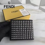 FENDI 0169-19 型男必備SELLERIA小怪獸黑色原版牛皮滿天星鉚釘裝飾短款錢包