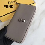 FENDI 0212-2 專櫃最新鉚釘裝飾卡其色原版牛皮長款拉鏈錢包