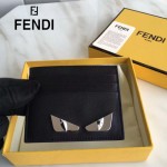 FENDI 0165-3 時尚新款2JOURS小怪獸眼睛金屬貼片黑色原版牛皮6卡位卡片夾