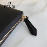 FENDI 0212 專櫃最新鉚釘裝飾黑色原版牛皮長款拉鏈錢包