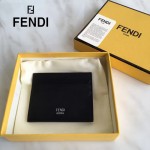 FENDI 0165-3 時尚新款2JOURS小怪獸眼睛金屬貼片黑色原版牛皮6卡位卡片夾