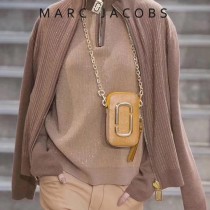 Marc Jacobs-002-2 秋冬新Hotshot大版金屬雙J扣吸晴豎形相機包