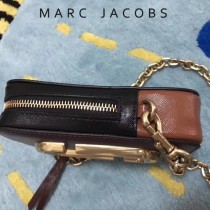 Marc Jacobs-002-3 秋冬新Hotshot大版金屬雙J扣吸晴豎形相機包