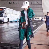 Marc Jacobs-002-3 秋冬新Hotshot大版金屬雙J扣吸晴豎形相機包