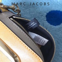 Marc Jacobs-002-2 秋冬新Hotshot大版金屬雙J扣吸晴豎形相機包