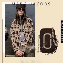Marc Jacobs-002-3 秋冬新Hotshot大版金屬雙J扣吸晴豎形相機包