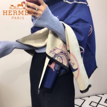 HERMES-0110-4特價圍巾 愛馬仕秋冬新款馬拉車標誌圖案羊毛混紡加厚款圍巾披肩