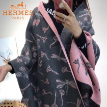 HERMES特價圍巾-01-6 愛馬仕秋冬新款羊絨加銀線混紡雙面用披肩圍巾