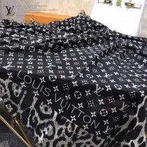 LV圍巾-05-2 路易威登原單豹紋緹花Monogram Flower圖案羊絨圍巾方巾