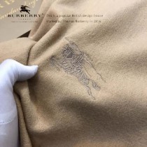Burberry圍巾-020-5 巴寶莉秋冬必備戰馬系列純山羊絨長款圍巾披肩