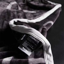evisu-1 潮牌法萊絨毛毯