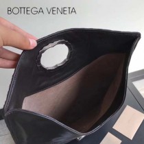 BV-8301 南非大蟒蛇皮純手工編織旋轉扣手包