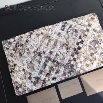 BV-8301-3 南非大蟒蛇皮純手工編織旋轉扣手包