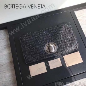 BV-8301-2 南非大蟒蛇皮純手工編織旋轉扣手包