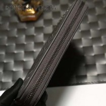 BV-V85318 經典款手工編織刺繡圖案拉鏈款胎牛皮手包